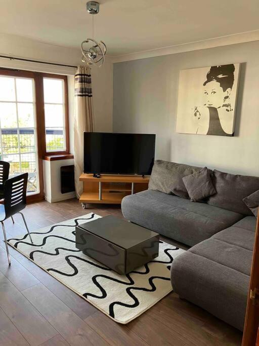 My Waterfront Apartment, Views Over Water Of Leith 爱丁堡 外观 照片